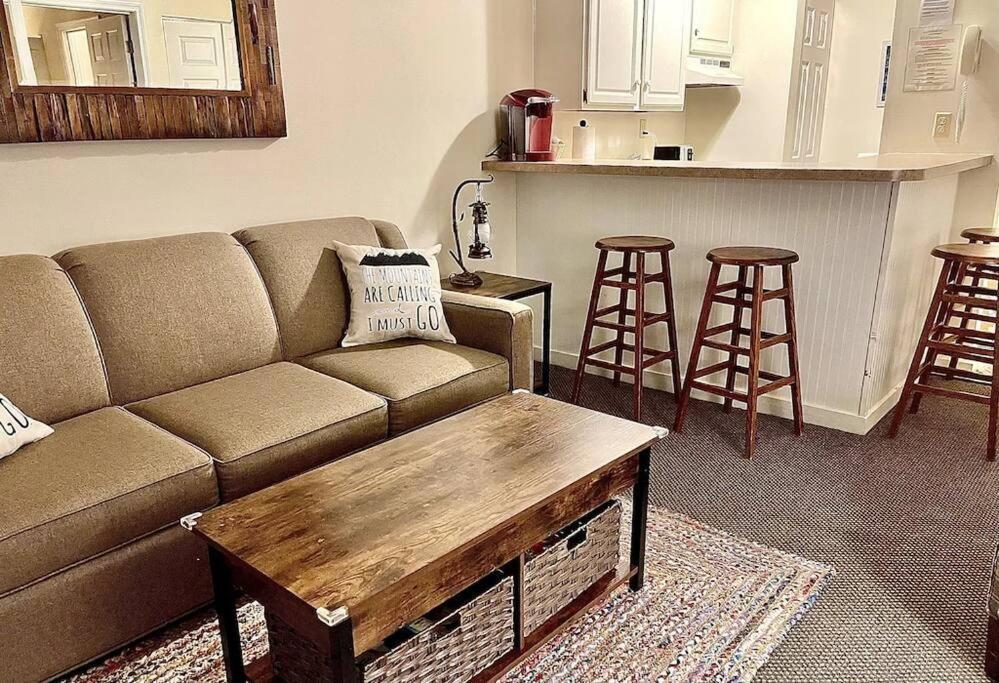 Ski On Off 1Br Suite 1St Flr Sleeps 4 Jiminy Peak Hancock Buitenkant foto