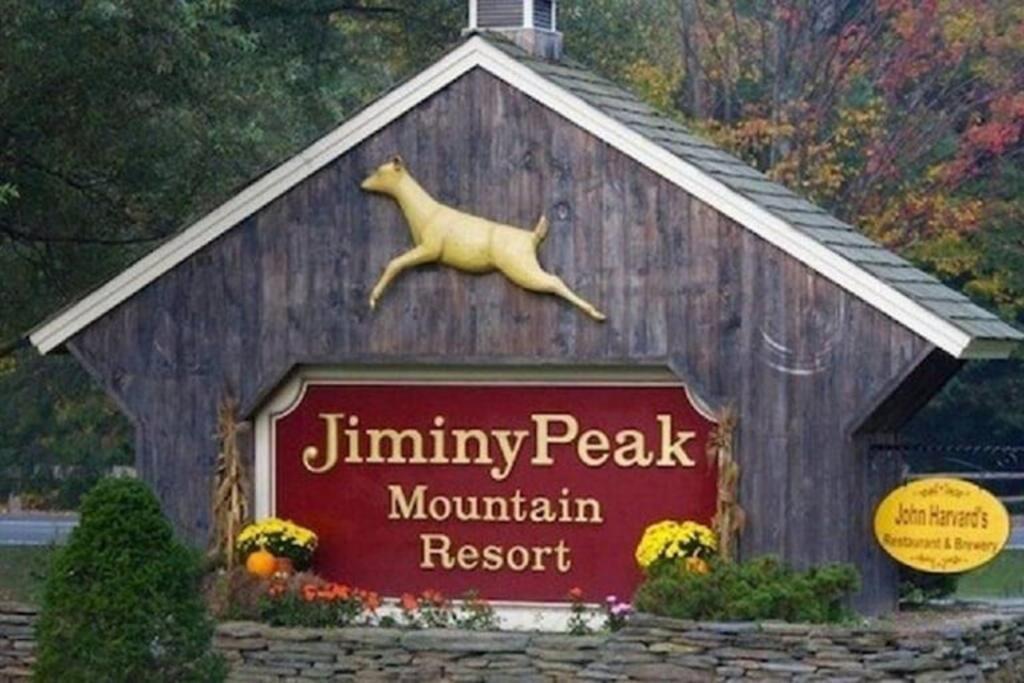 Ski On Off 1Br Suite 1St Flr Sleeps 4 Jiminy Peak Hancock Buitenkant foto